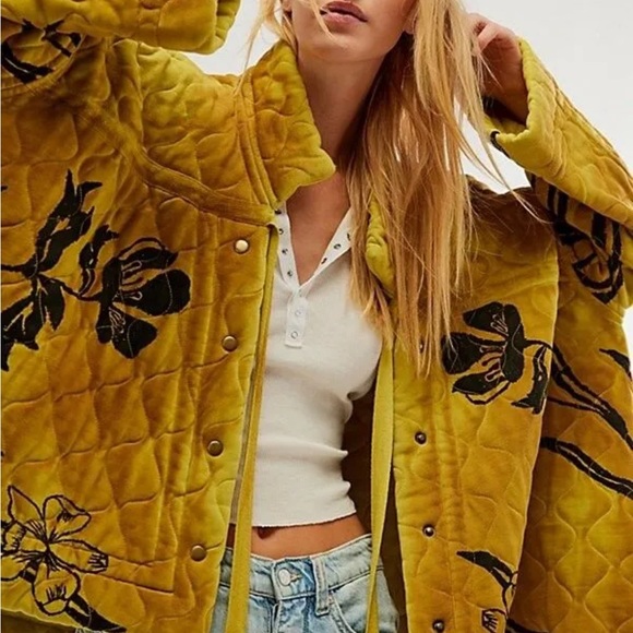 NWT Free People Annie
Quilted Jacket - Picture 3 of 4